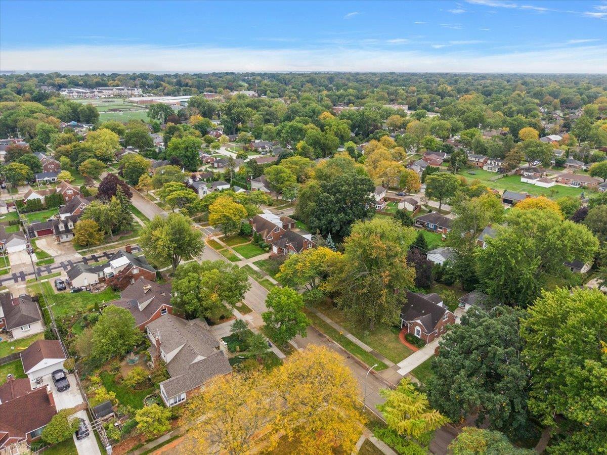 1485 Torrey Road Grosse Pointe Woods, MI 48236 - Photo 58 of 60