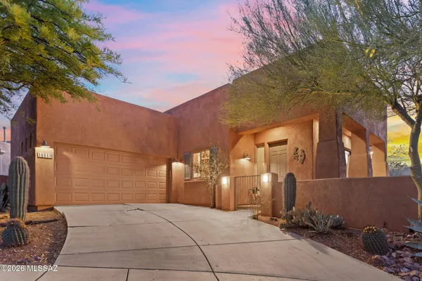 $375,000 | 10446 East Sara Scarlet Loop, Tucson, AZ 85747