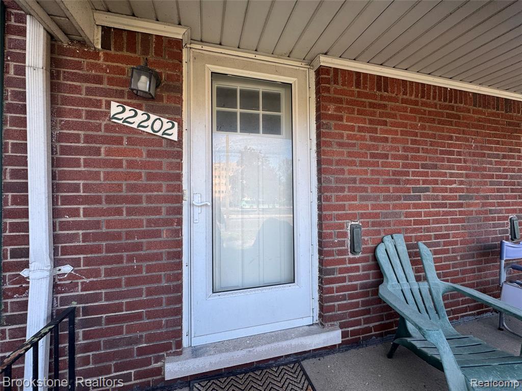 22200-22202 Moross Road Grosse Pointe, MI 48236 - Photo 2 of 19 Gallery Image 2