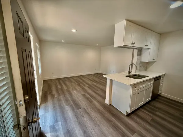 $1,900 | 82567 Ave 48, Unit 118, Indio, CA 92201