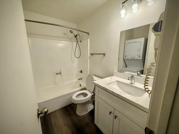 $1,900 | 82567 Ave 48, Unit 118, Indio, CA 92201