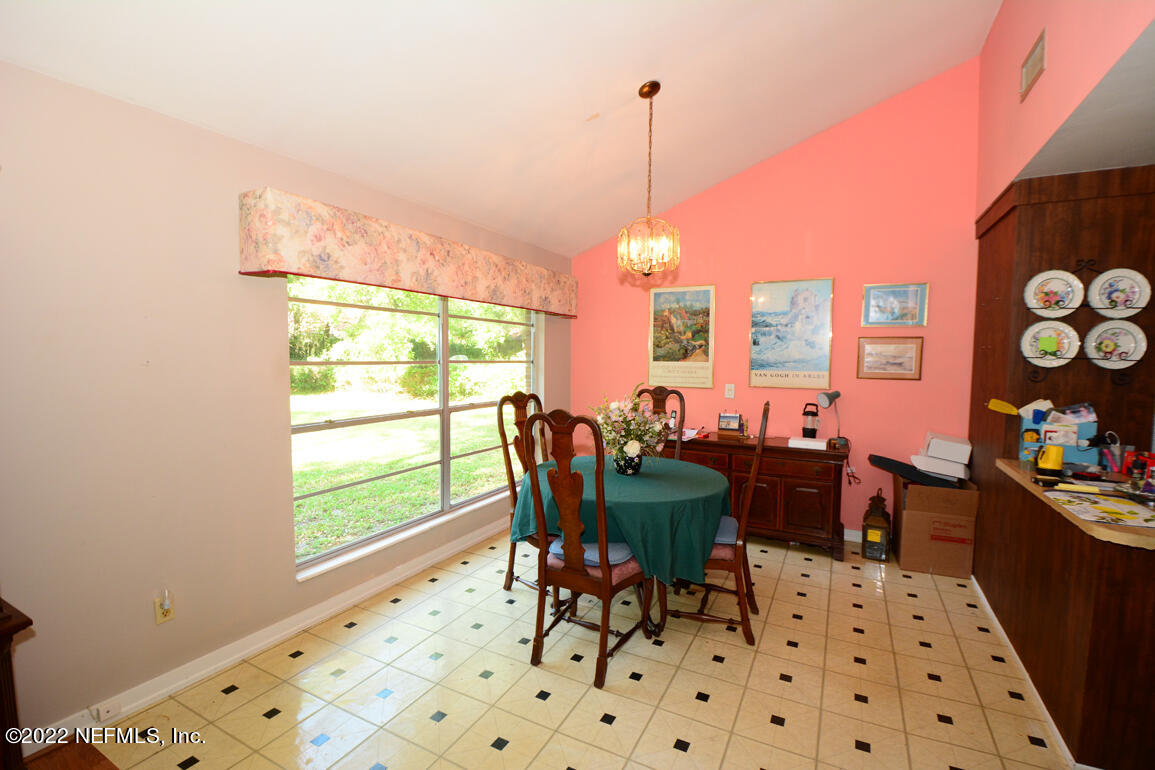 1725 Philips Manor Road Fernandina Beach, FL 32034 - Photo 3 of 6 03 Din Rm - DSC_7603