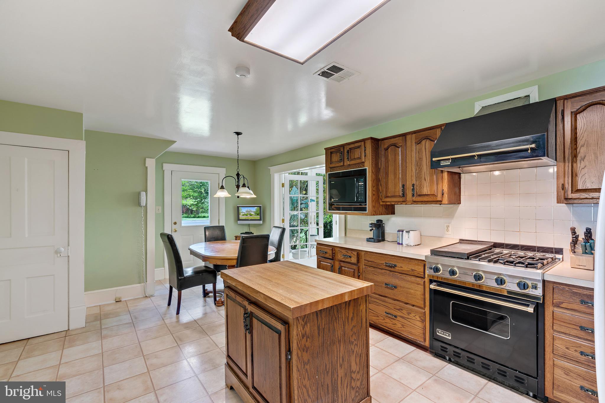9027 Burwell Road Catlett, VA 20119 - Photo 7 of 25 Gallery Image 7