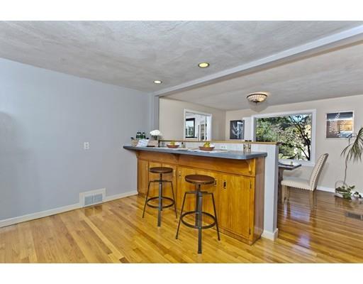 15 Saunders Road Lynnfield, MA 01940 - Photo 11 of 29 Gallery Image 11