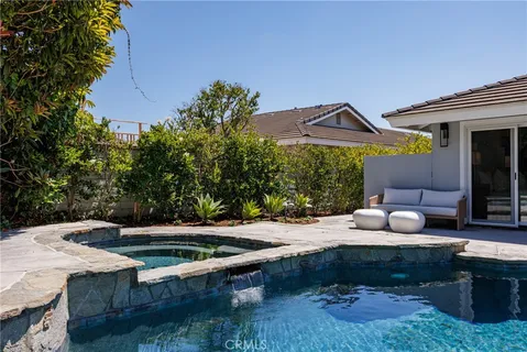 $5,395,000 | 3500 Surfview Lane, Corona del Mar, CA 92625