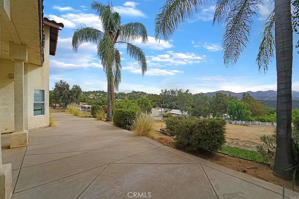 2560 Avenida Ocotillo Alpine, CA 91901 - Photo 27 of 30