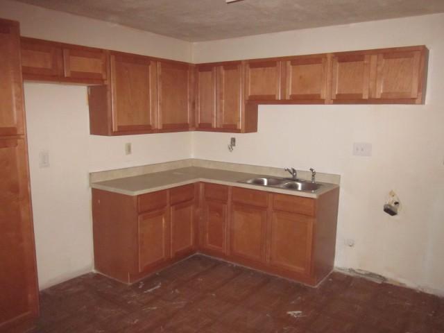 7920 Brennan Road Indianapolis, IN 46219 - Photo 5 of 10 Gallery Image 5