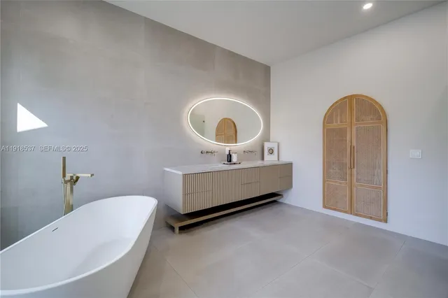a view of livingroom with furniture and a window