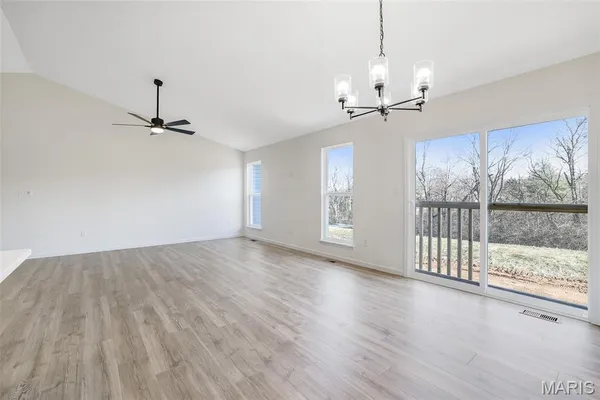 $351,094 | 18430 Boone Rdg Mnr Drive, Truesdale, MO 63380