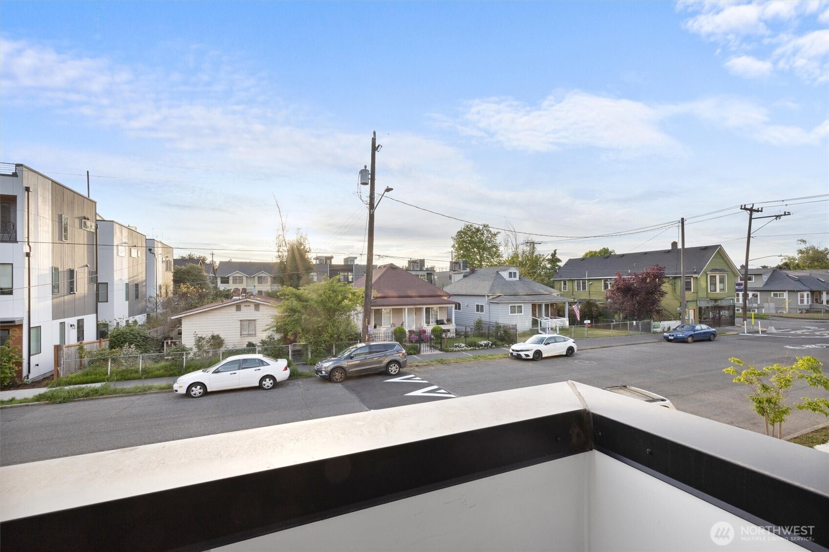 6614 Carleton Avenue South, Unit B Seattle, WA 98108 - Photo 15 of 31