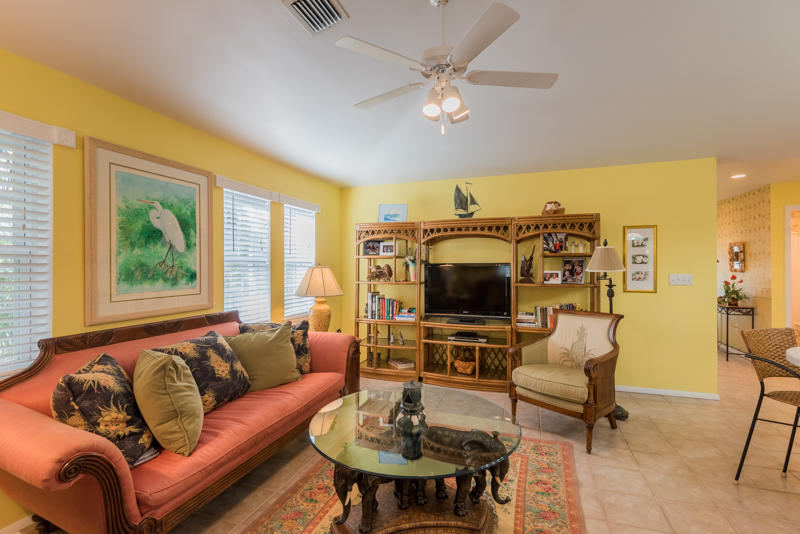 28540 Doubloon Road Summerland Key, FL 33042 - Photo 5 of 43 Living Area