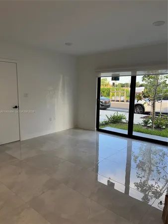 $1,700 | 14585 Southwest 262nd Street, Unit 1, Homestead, FL 33032