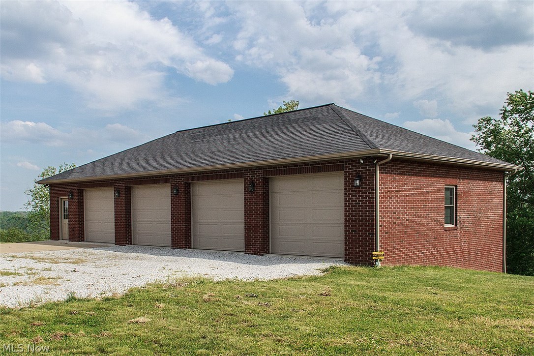 51715 Scales Road Bellaire, OH 43906 - Photo 6 of 35 Gallery Image 6