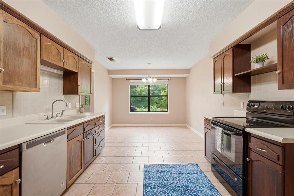 116 Greentree Circle Early, TX 76802 - Photo 20 of 40