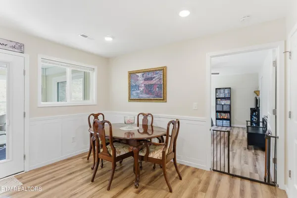 $619,900 | 6911 Fairview Road, Corryton, TN 37721