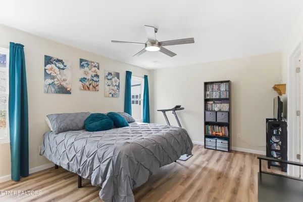 $619,900 | 6911 Fairview Road, Corryton, TN 37721