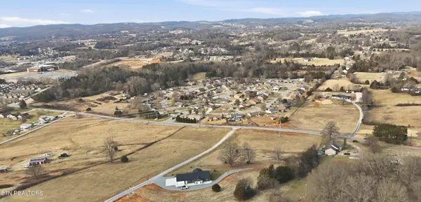 $619,900 | 6911 Fairview Road, Corryton, TN 37721