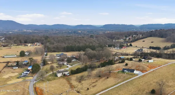 $619,900 | 6911 Fairview Road, Corryton, TN 37721