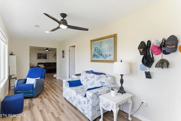 $619,900 | 6911 Fairview Road, Corryton, TN 37721