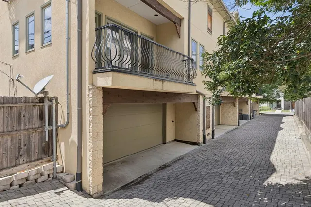 $5,000 | 3321 Rosedale Avenue, Unit 4, University Park, TX 75205