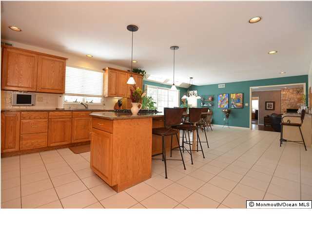 3 Riverside Lane Holmdel, NJ 07733 - Photo 5 of 25 Additional Photo