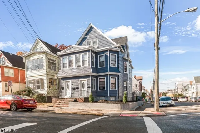 $775,000 | 492 East 26th Street, Paterson, NJ 07514