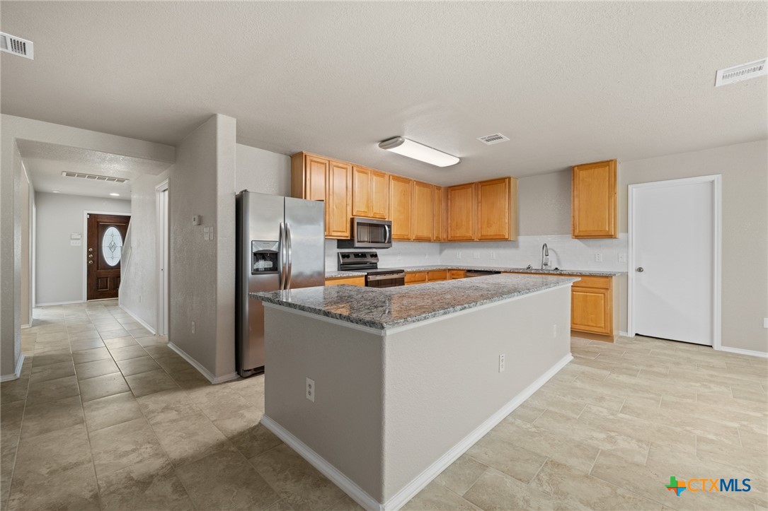8432 Starview Street Temple, TX 76502 - Photo 11 of 34