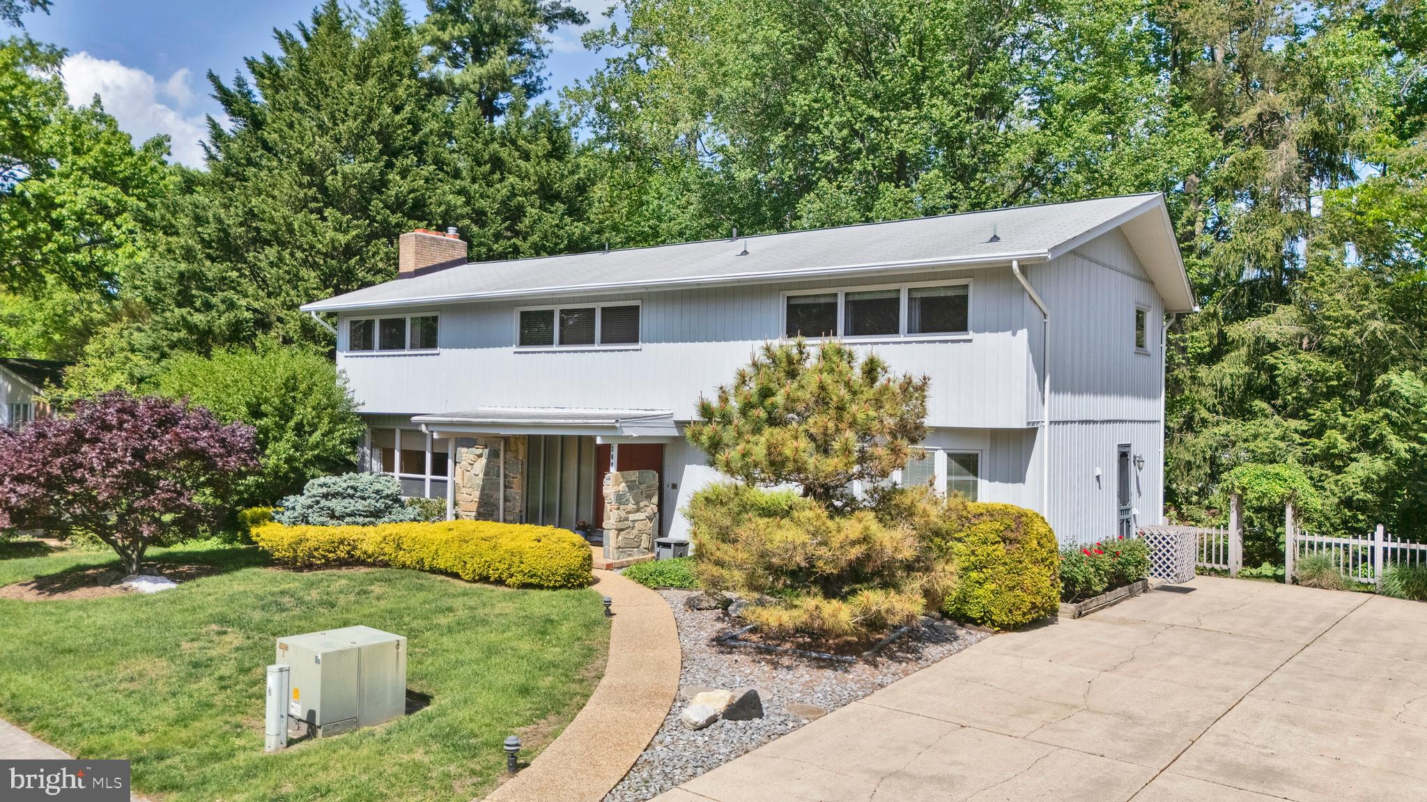 308 McDonough Road Annapolis, MD 21401 - Photo 59 of 64 Exterior of home with lush landscaping