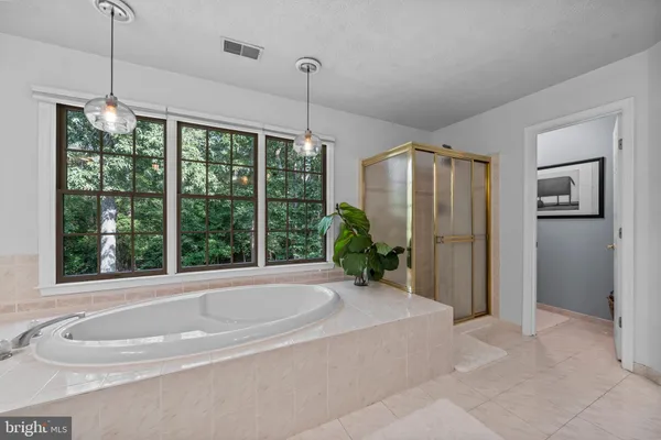 $650,000 | 11335 Ethan Court, Issue, MD 20645