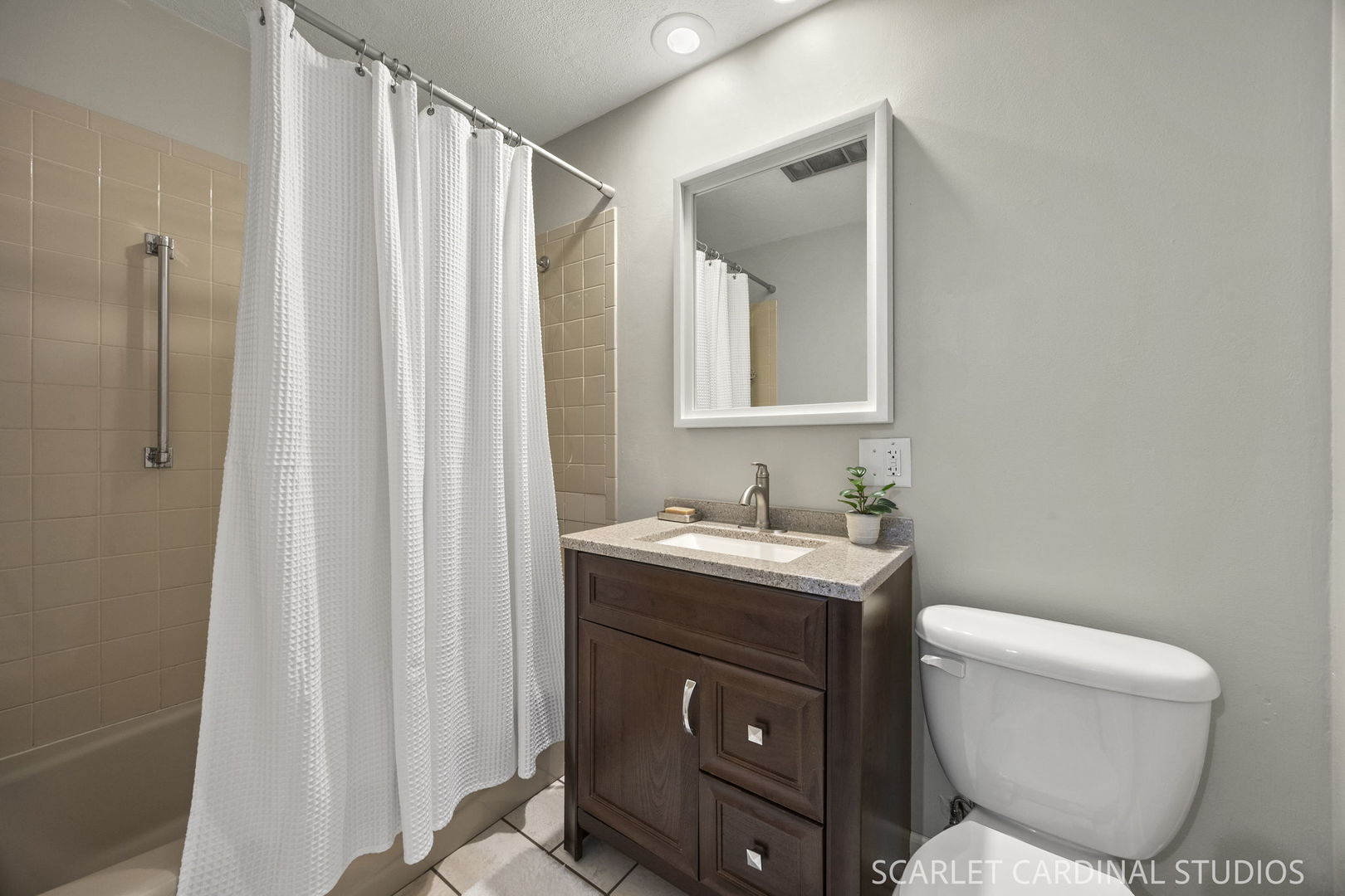 452 North Addison Road Villa Park, IL 60181 - Photo 8 of 22 Gallery Image 8