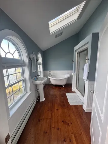 $3,200 | 67 Lawrence Court, Tiverton, RI 02878