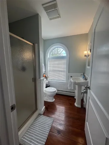 $3,200 | 67 Lawrence Court, Tiverton, RI 02878