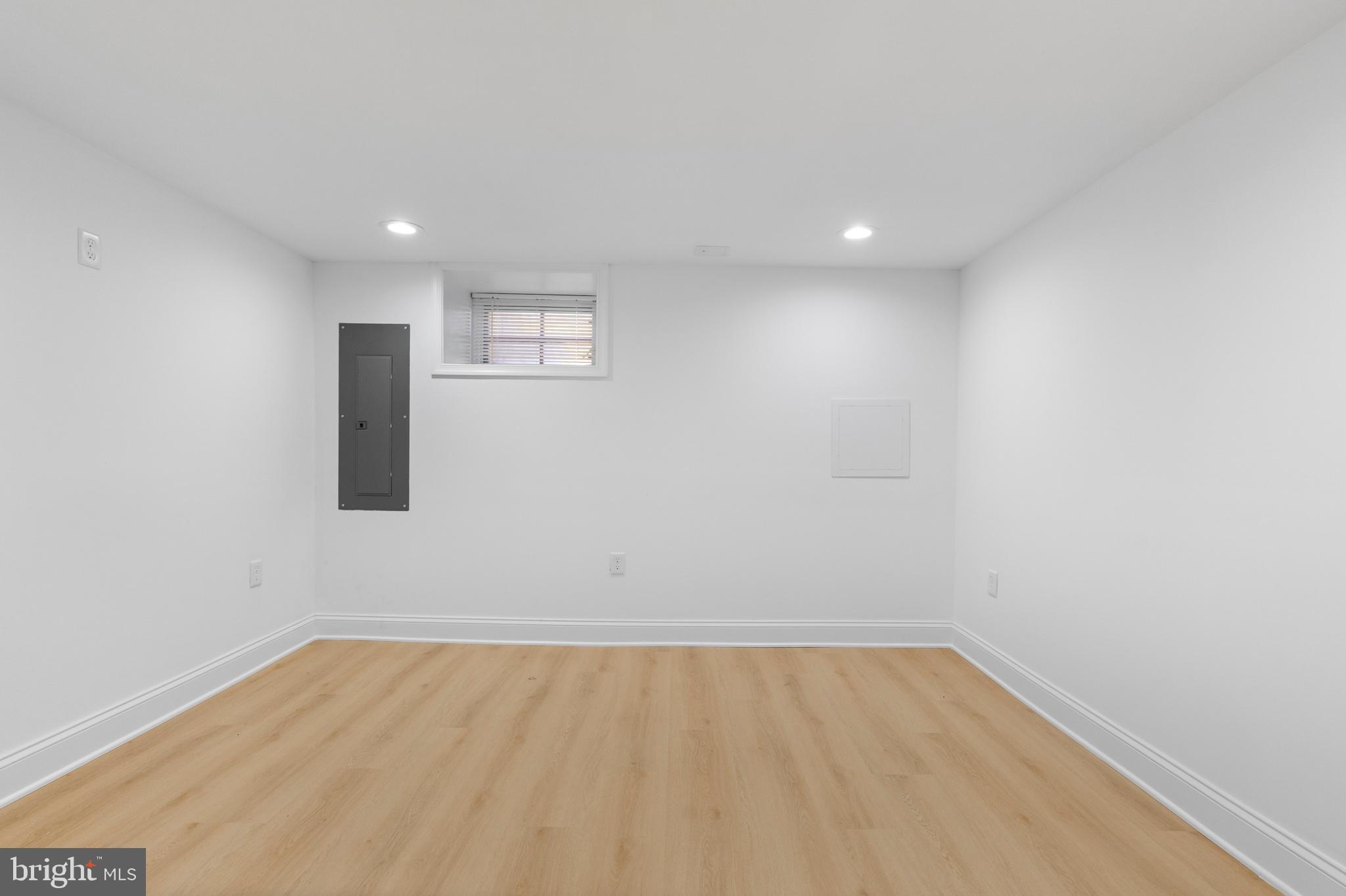 2516 Federal Street Baltimore, MD 21213 - Photo 27 of 40 a view of an empty room