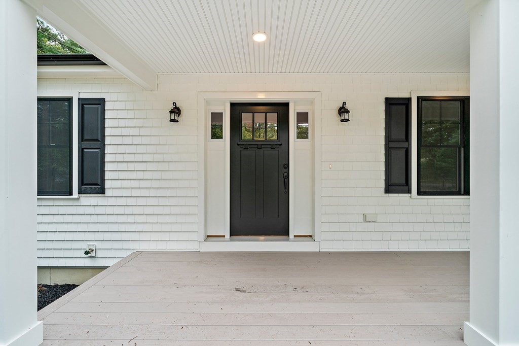 23 Ridge Avenue Pembroke, MA 02359 - Photo 3 of 35 Gallery Image 3
