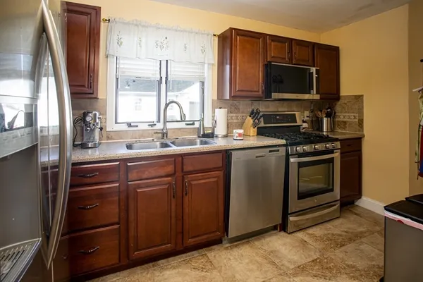 $789,000 | 27 Gagnon Street, Fall River, MA 02723