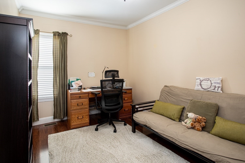 27 Gagnon Street Fall River, MA 02723 - Photo 17 of 39