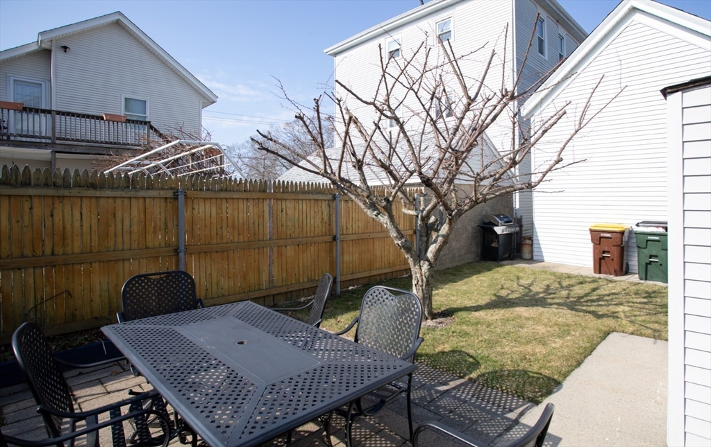 27 Gagnon Street Fall River, MA 02723 - Photo 7 of 39