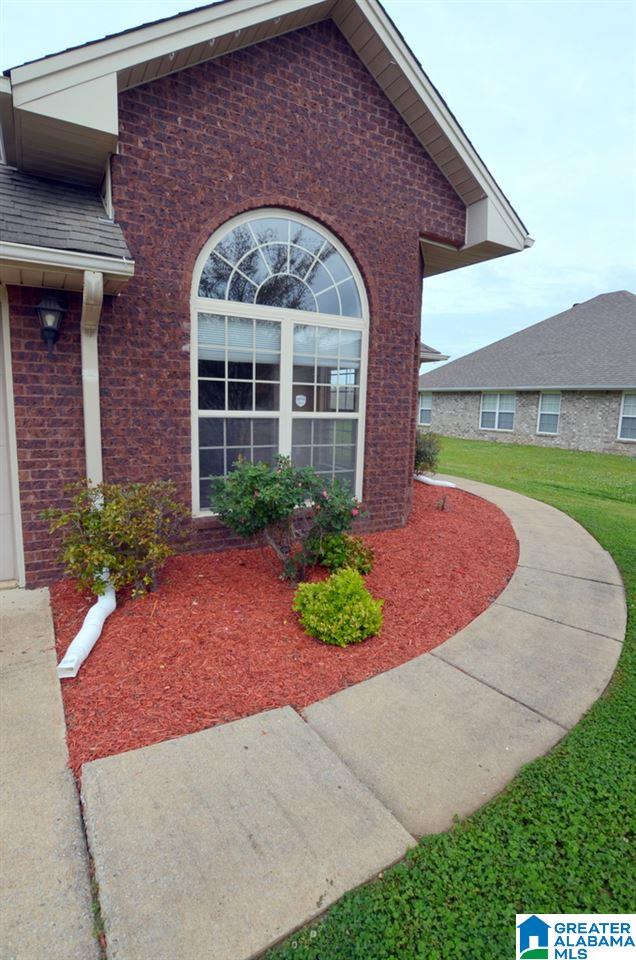 154 Old Ivy Road Calera, AL 35040 - Photo 4 of 42 Gallery Image 4