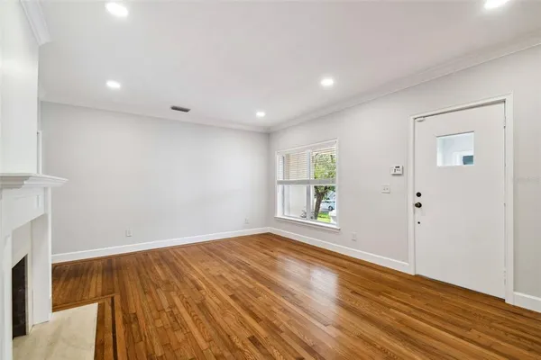 $6,500 | 2918 West Coachman Avenue, Tampa, FL 33611