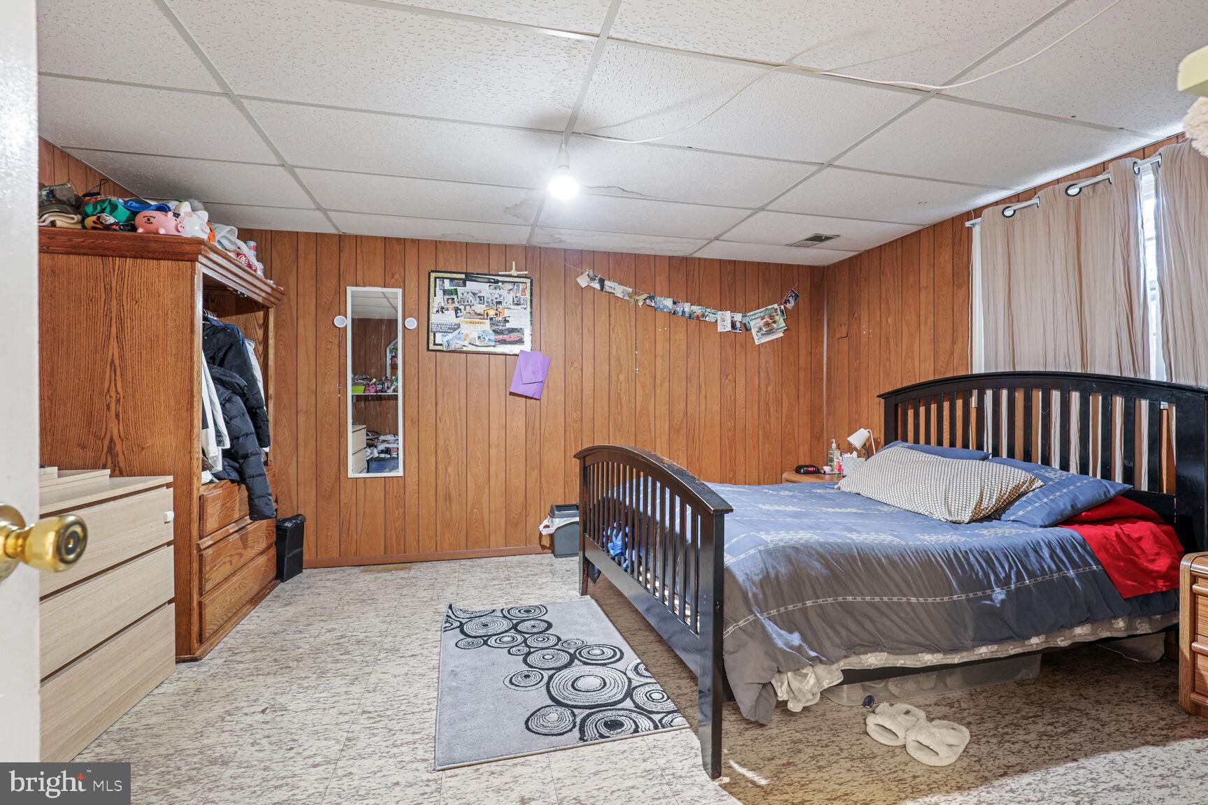 8076 Powderbrook Lane Springfield, VA 22153 - Photo 16 of 20 Gallery Image 16