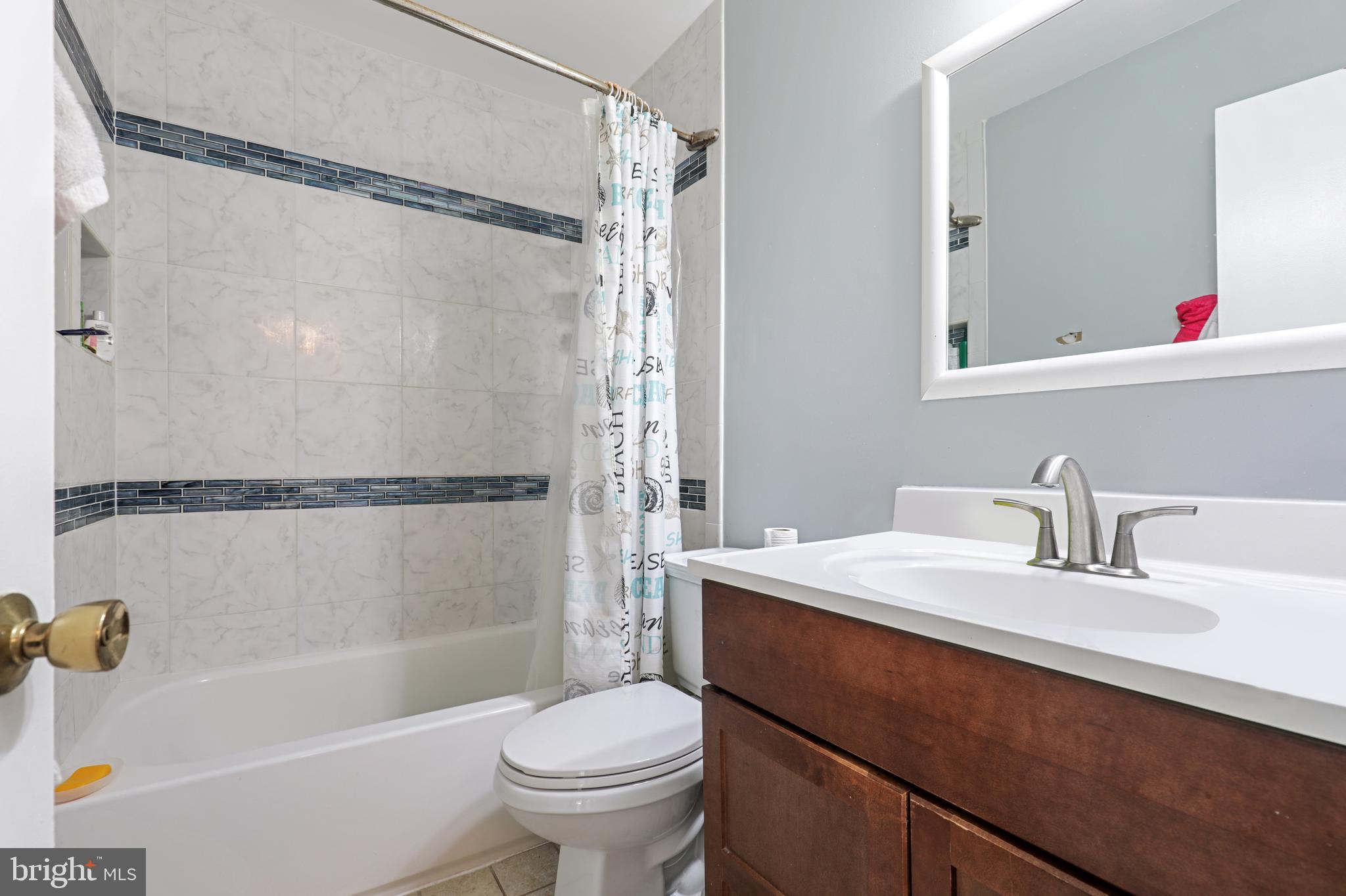 8076 Powderbrook Lane Springfield, VA 22153 - Photo 10 of 20 Gallery Image 10