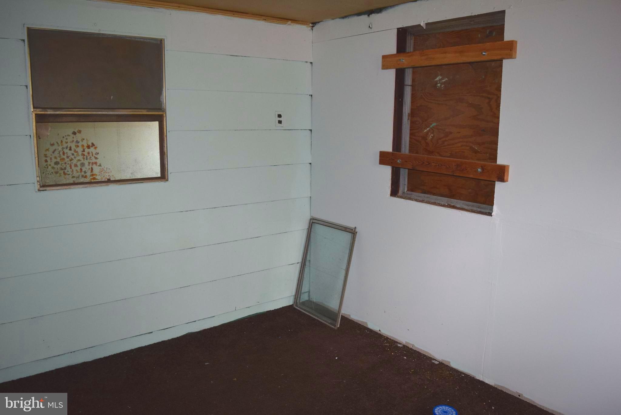 1144 Jackson Road Bumpass, VA 23024 - Photo 39 of 42 Enclosed Porch off Kitchen