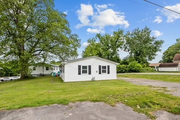 $675,000 | 300 West Railroad Street, Dickson, TN 37055