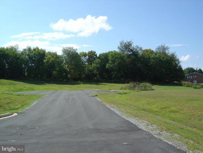 Engle Molers Road Shepherdstown, WV 25443 - Photo 5 of 14 a view of a golf course