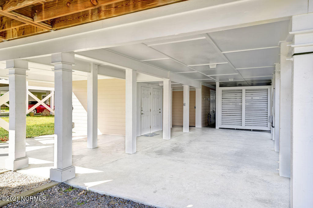 129 Ferry Road Holden Beach, NC 28462 - Photo 3 of 39 129FerryRoad-03