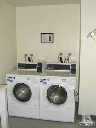2901 Peninsula Road, Unit 242 Oxnard, CA 93035 - Photo 18 of 30 a utility room with dryer and washer