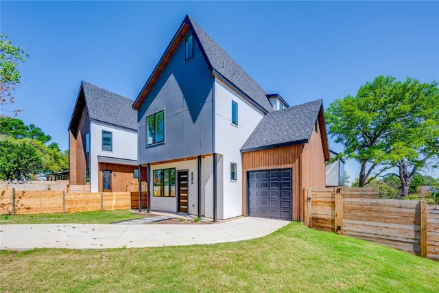 $4,600 | 1714 Woodland Avenue, Unit 1, Austin, TX 78741