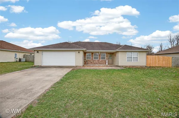 $190,000 | 1134 Apple Lane, Lebanon, MO 65536