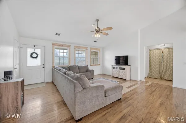 $190,000 | 1134 Apple Lane, Lebanon, MO 65536