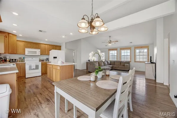 $190,000 | 1134 Apple Lane, Lebanon, MO 65536